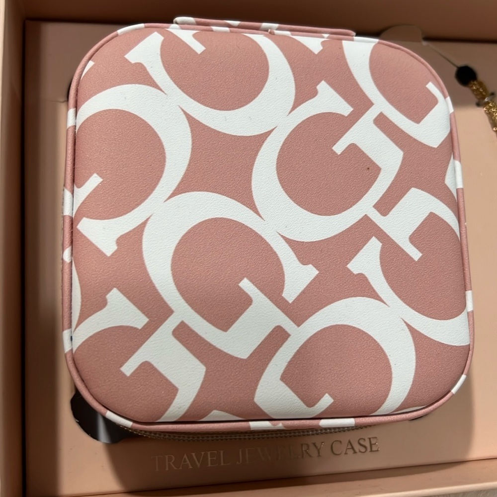 Guess Signature Rhinestone Butterfly Travel Jewelry Set - Picture 4 of 5